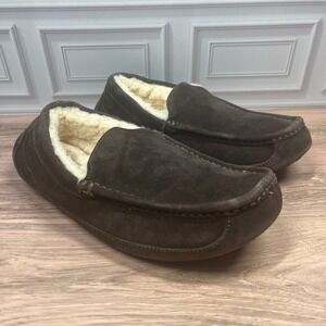 UGG Mens Ascot Moc Toe Dark Brown Suede Sheepskin Lined Slippers Sz 10